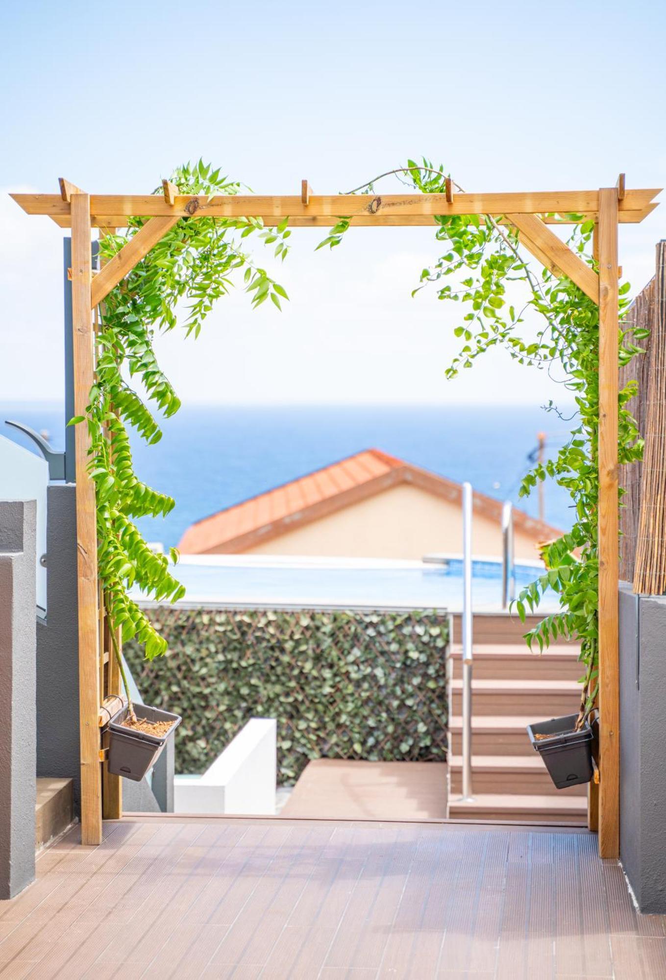 Lighthouse View- Pool Villa Porto Moniz Exterior photo